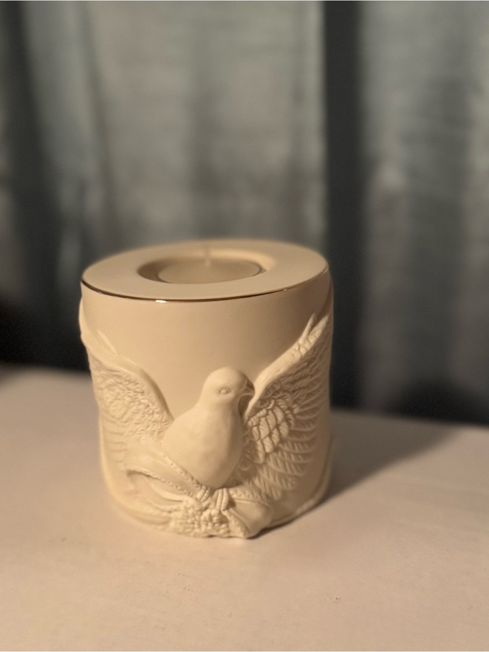 Lenox Cream Ceramic Dove Tea-Light Holder NWT